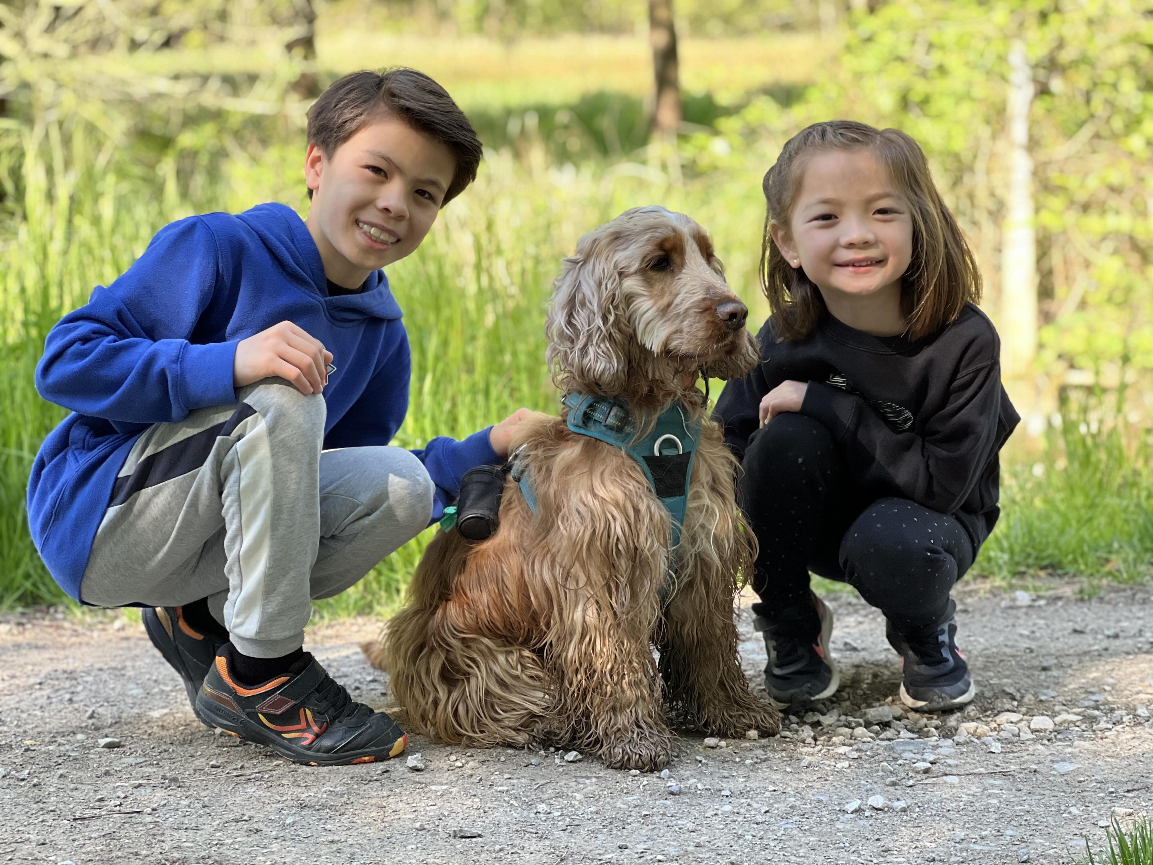 Romain's kids and dog